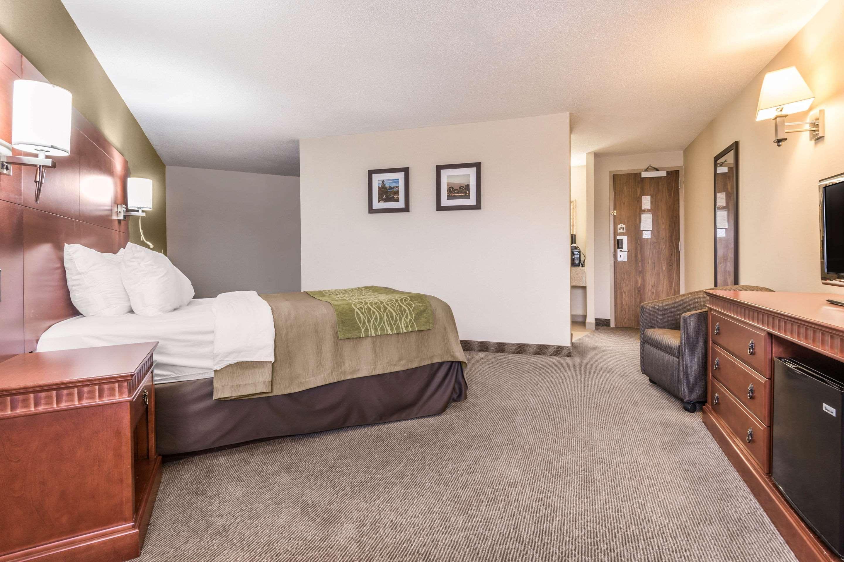 Comfort Inn & Suites Barrie Esterno foto