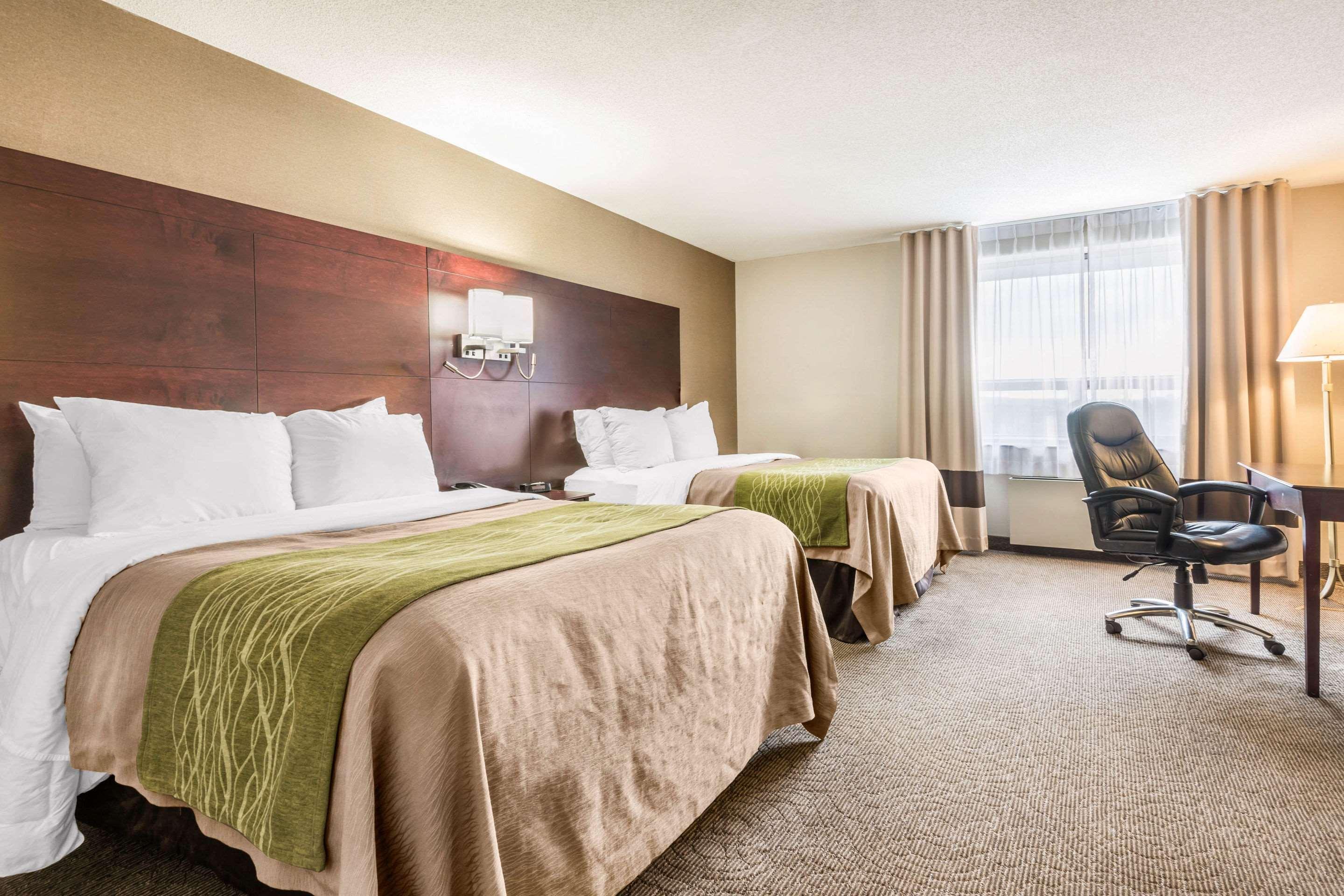 Comfort Inn & Suites Barrie Esterno foto