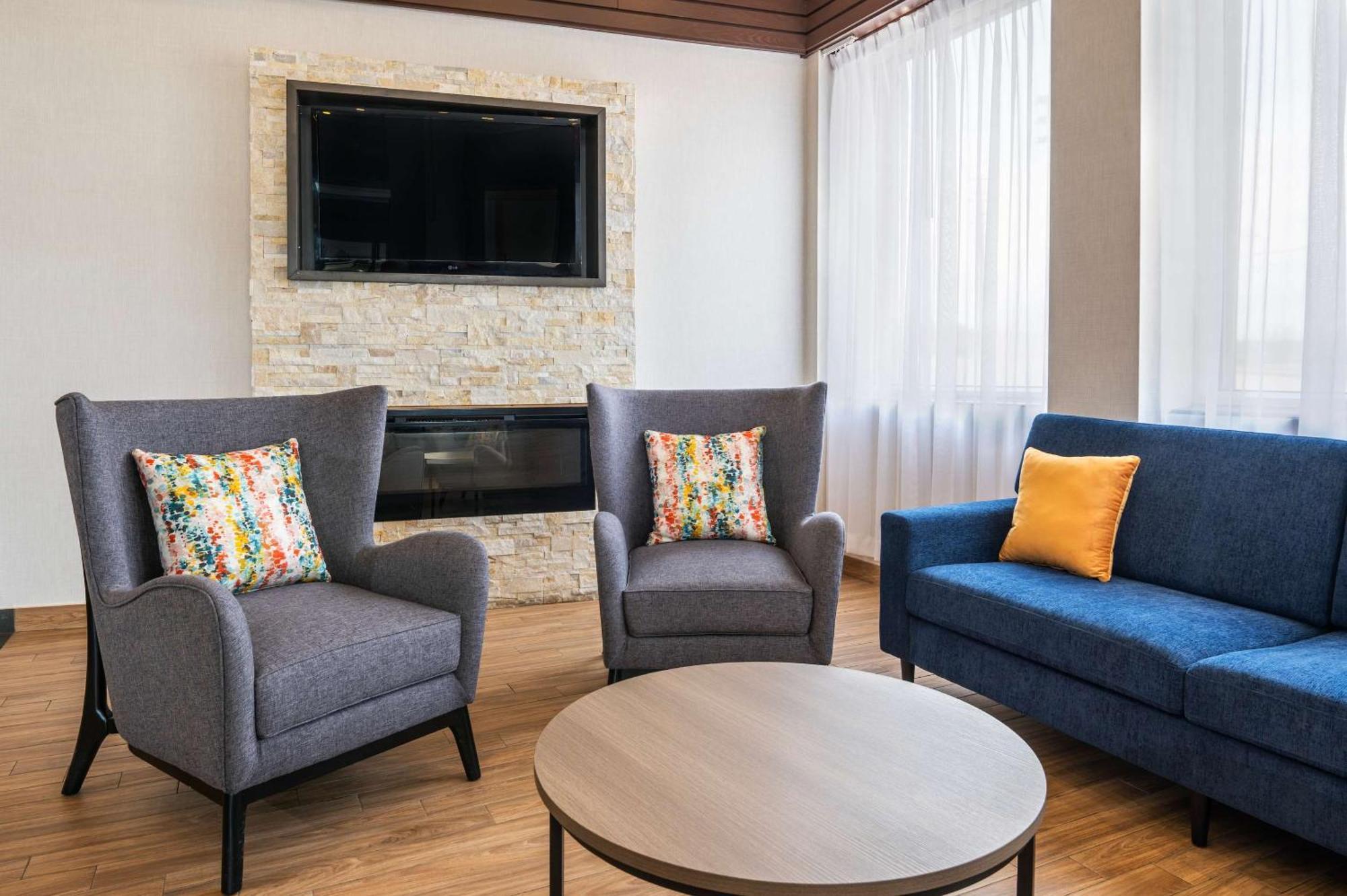 Comfort Inn & Suites Barrie Esterno foto